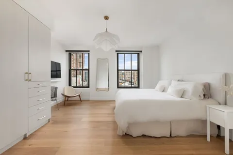 $4,250,000 | 20 Jay Street, Unit 8/9C | TriBeCa