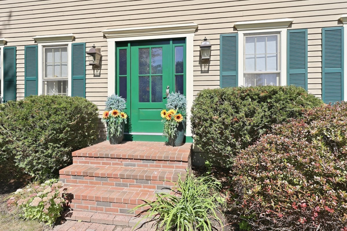 10 Reed Bent Road Rockland, MA 02370 - Photo 2 of 44 Gallery Image 2
