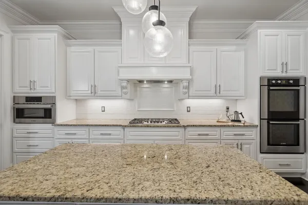 $2,100,000 | 1040 Falling Leaf Circle, Brentwood, TN 37027