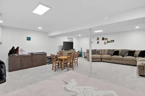 $1,565,000 | 6501 Bannockburn Drive, Bethesda, MD 20817