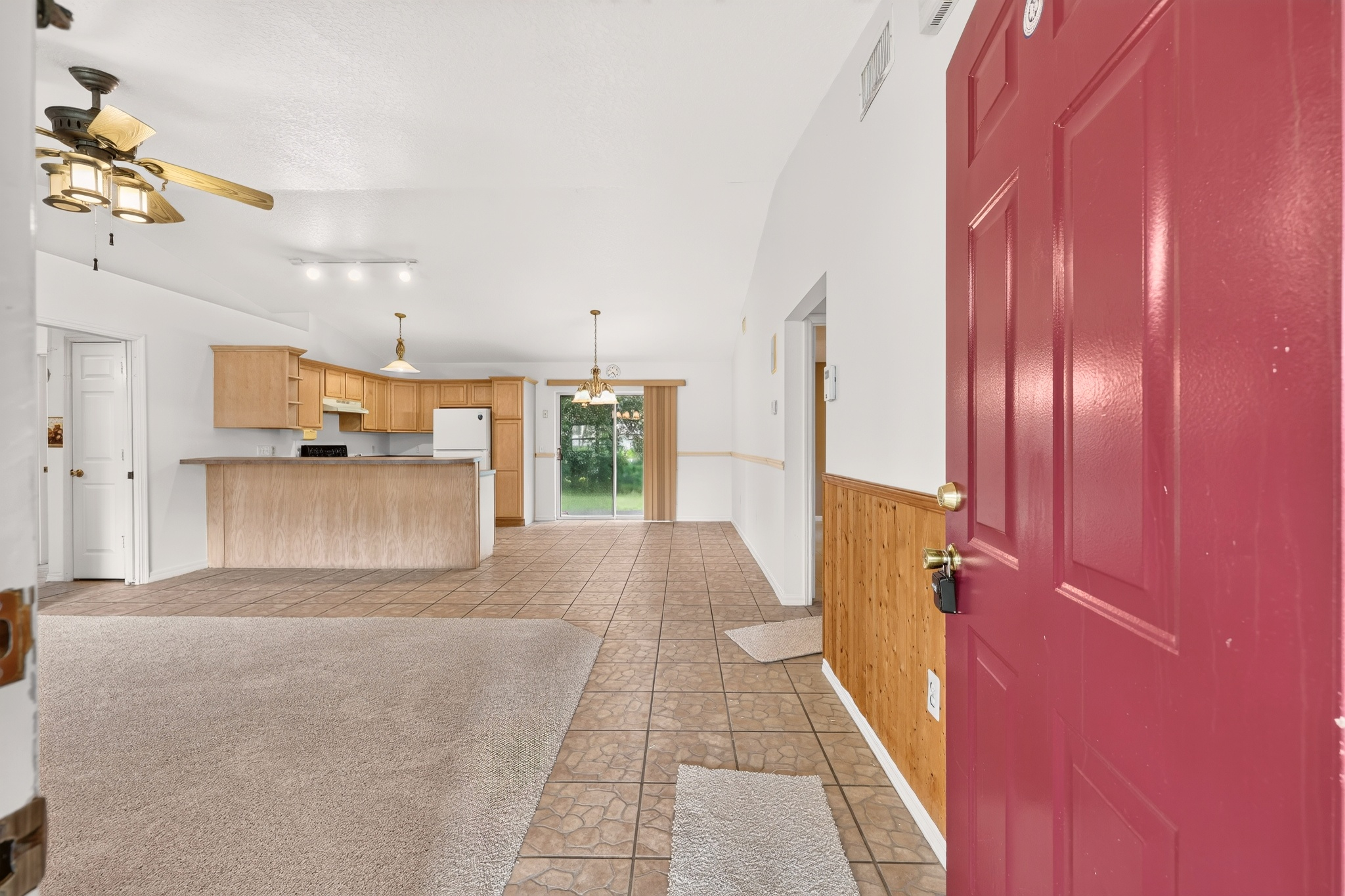 211 Edison Street Inverness, FL 34452 - Photo 3 of 27 Gallery Image 3