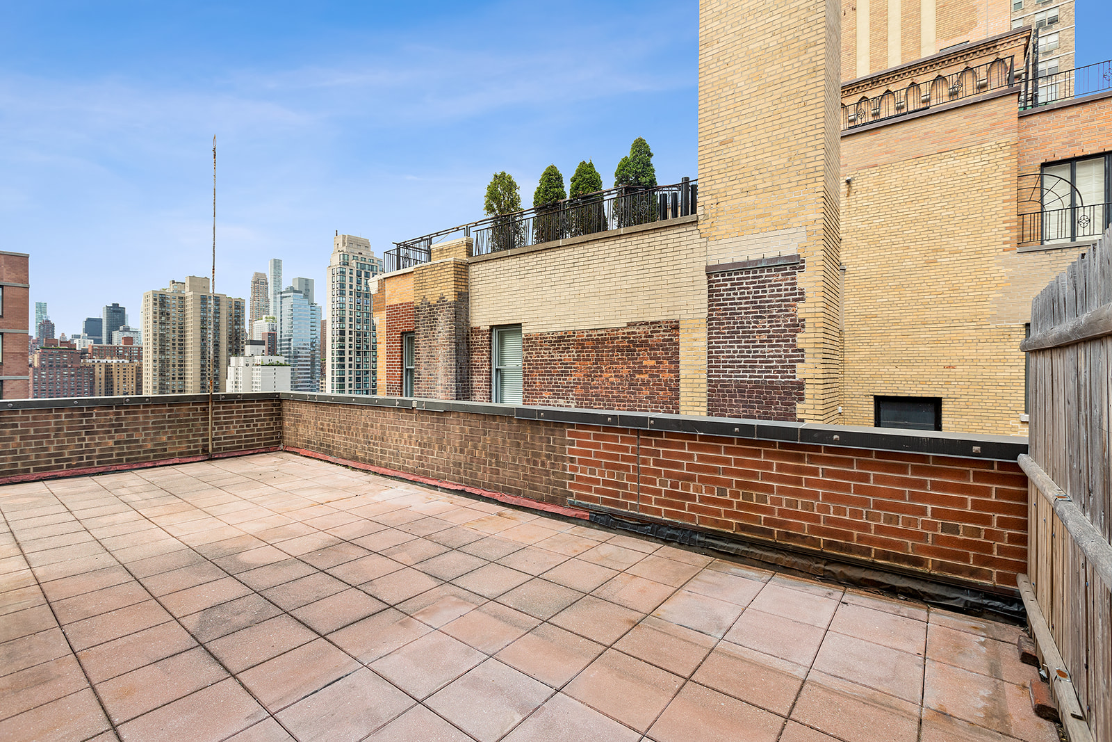 333 East 79th Street, Unit 18N Manhattan, NY 10075 - Photo 7 of 20