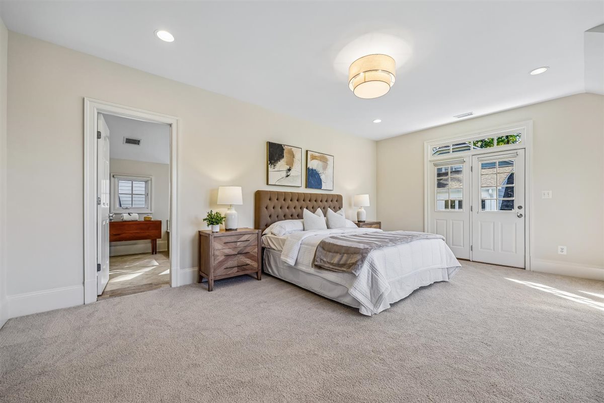 6012 Walhonding Road Bethesda, MD 20816 - Photo 25 of 59 Gallery Image 25