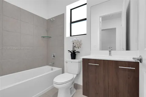 $950,000 | 4538 Southwest 173rd Avenue, Miramar, FL 33029