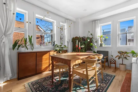 $5,000 | 310 4th Street, Unit 2A, Union City, NJ 07087