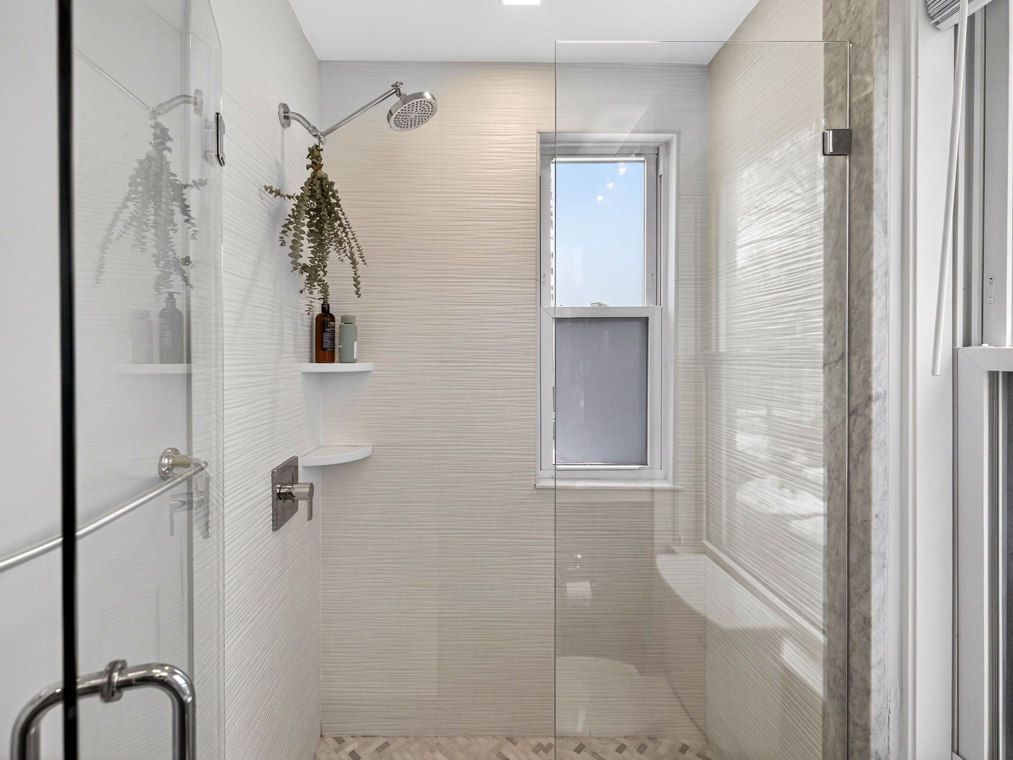 3 Roslin Street, Unit 2 Boston, MA 02124 - Photo 18 of 23