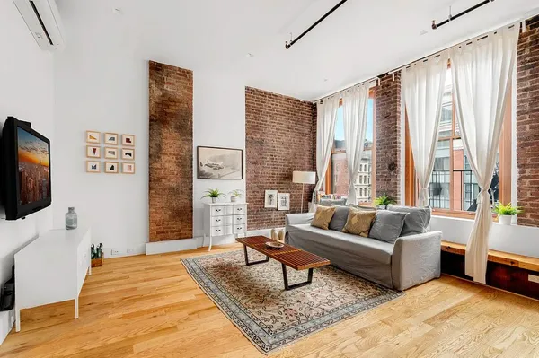 $11,995 | 293 Church Street, Unit 5 | TriBeCa