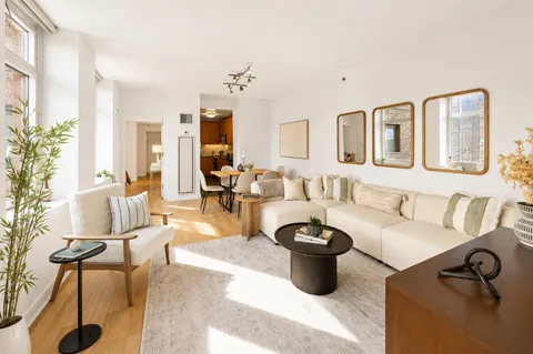 $1,995,000 | 11 East 29th Street, Unit 34B | NoMad