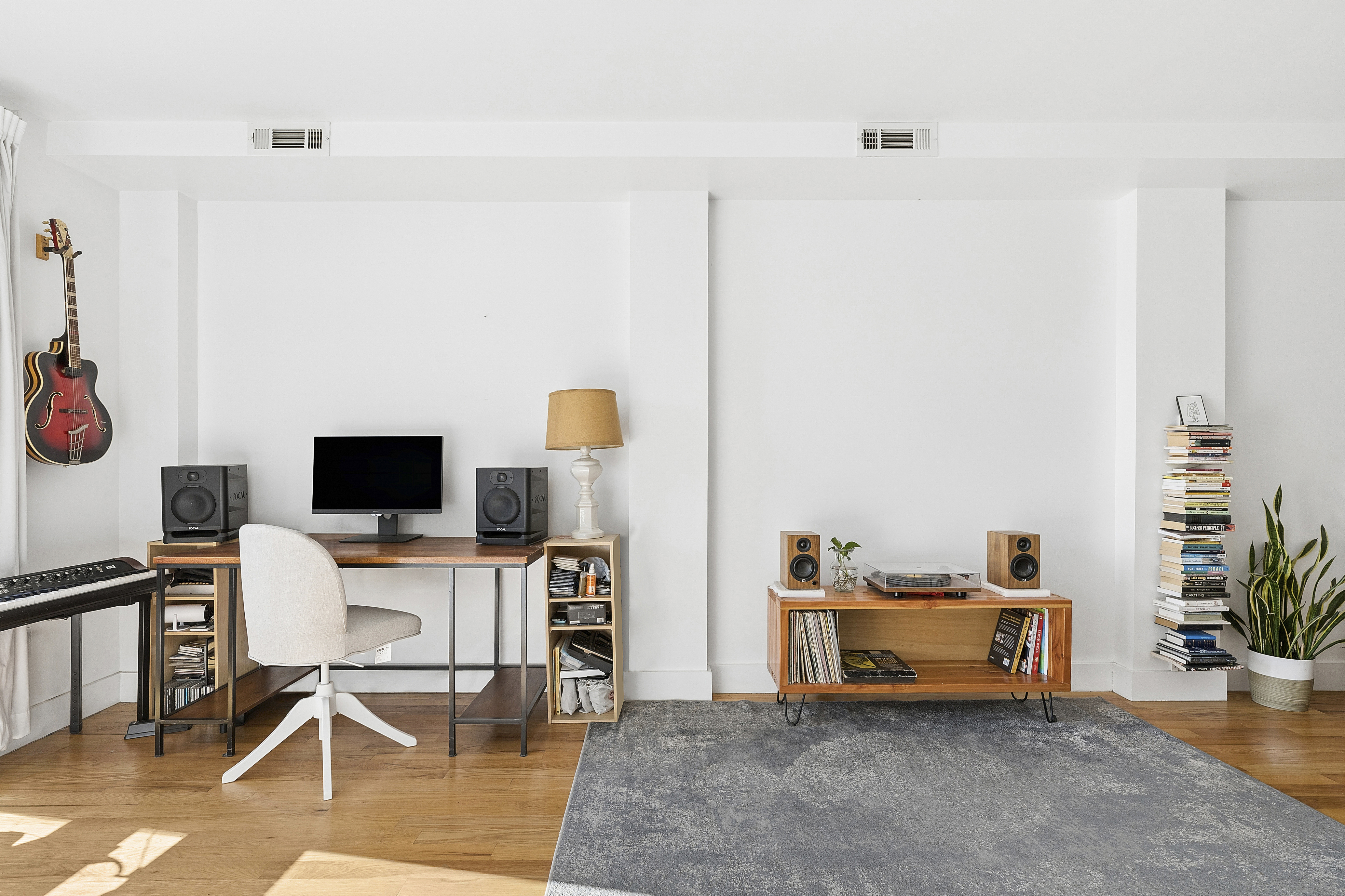 1059 Manhattan Avenue, Unit 4C Brooklyn, NY 11222 - Photo 2 of 14 Gallery Image 2