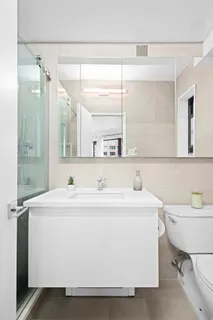 $4,500 | 240 East 46th Street, Unit PHC | Midtown East