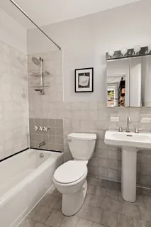 $775,000 | 21 South Portland Avenue, Unit 2F | Fort Greene