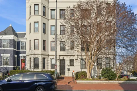 $575,000 | 520 E Street Northeast, Unit 403, Washington, DC 20002