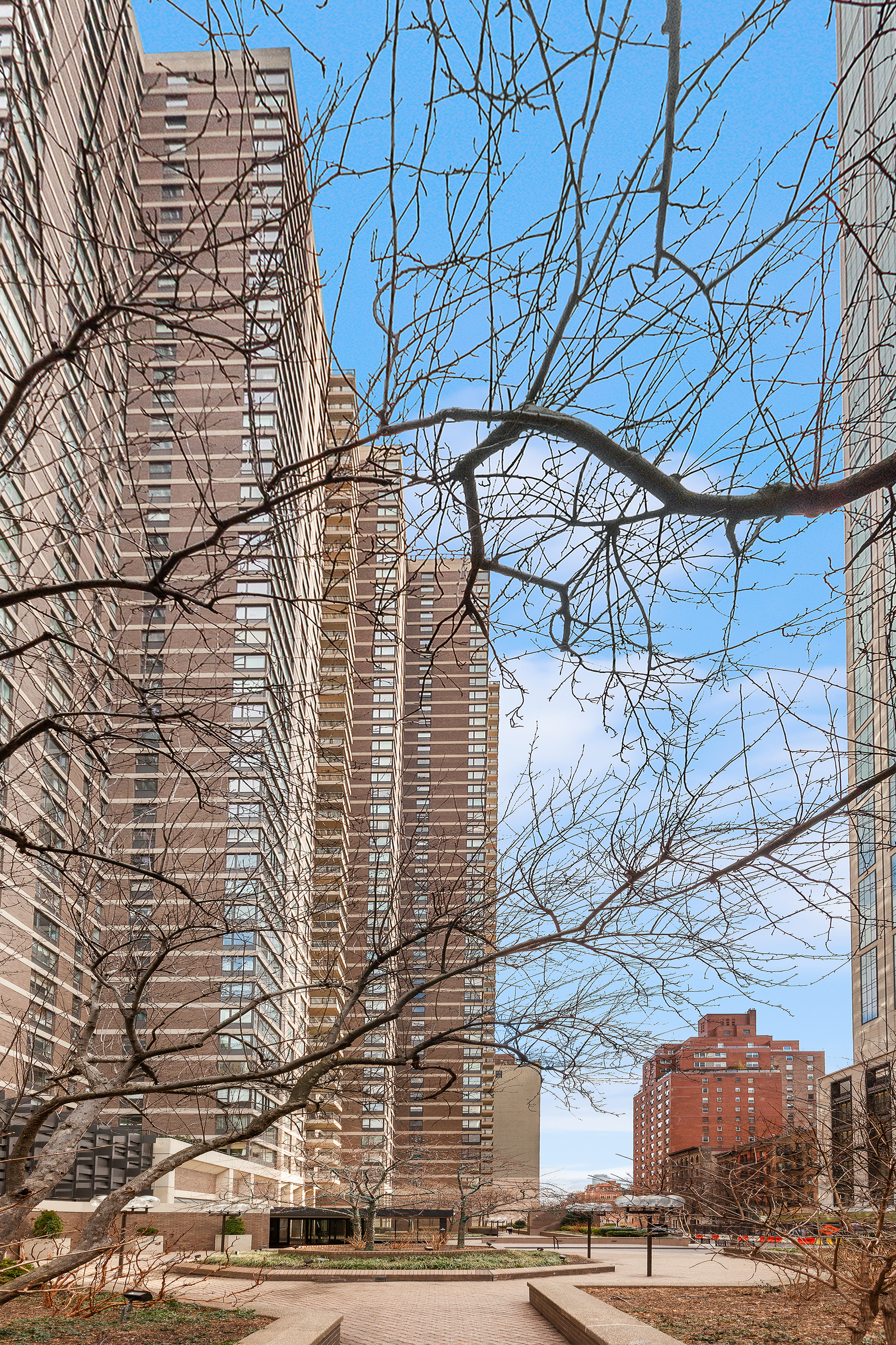 425 East 58th Street, Unit 16F Manhattan, NY 10022 - Photo 15 of 16