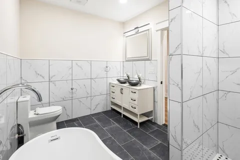 $789,999 | 1731 Reed Street, Philadelphia, PA 19146