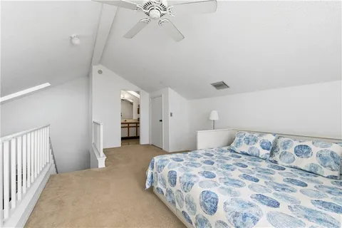 $179,900 | 1960 Westminster Circle, Unit 2, Vero Beach, FL 32966