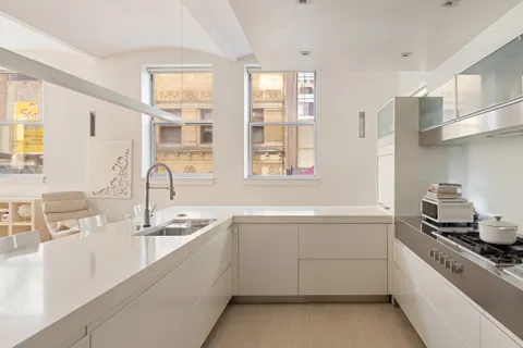 $3,258,000 | 130 Fulton Street, Unit 5B | Financial District