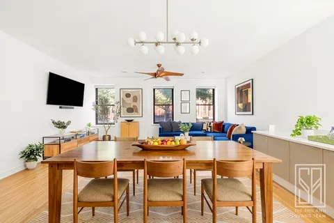$1,995,000 | 391 Clinton Street, Unit 1B | Carroll Gardens