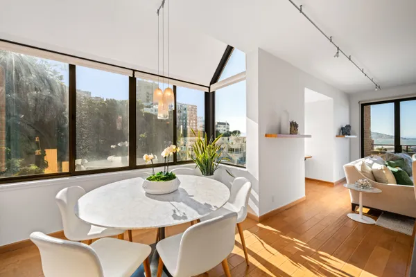 $1,898,000 | 101 Lombard Street, Unit 901W, San Francisco, CA 94111