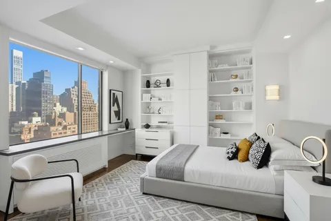 $2,100,000 | 309 East 49th Street, Unit 21A | Midtown East