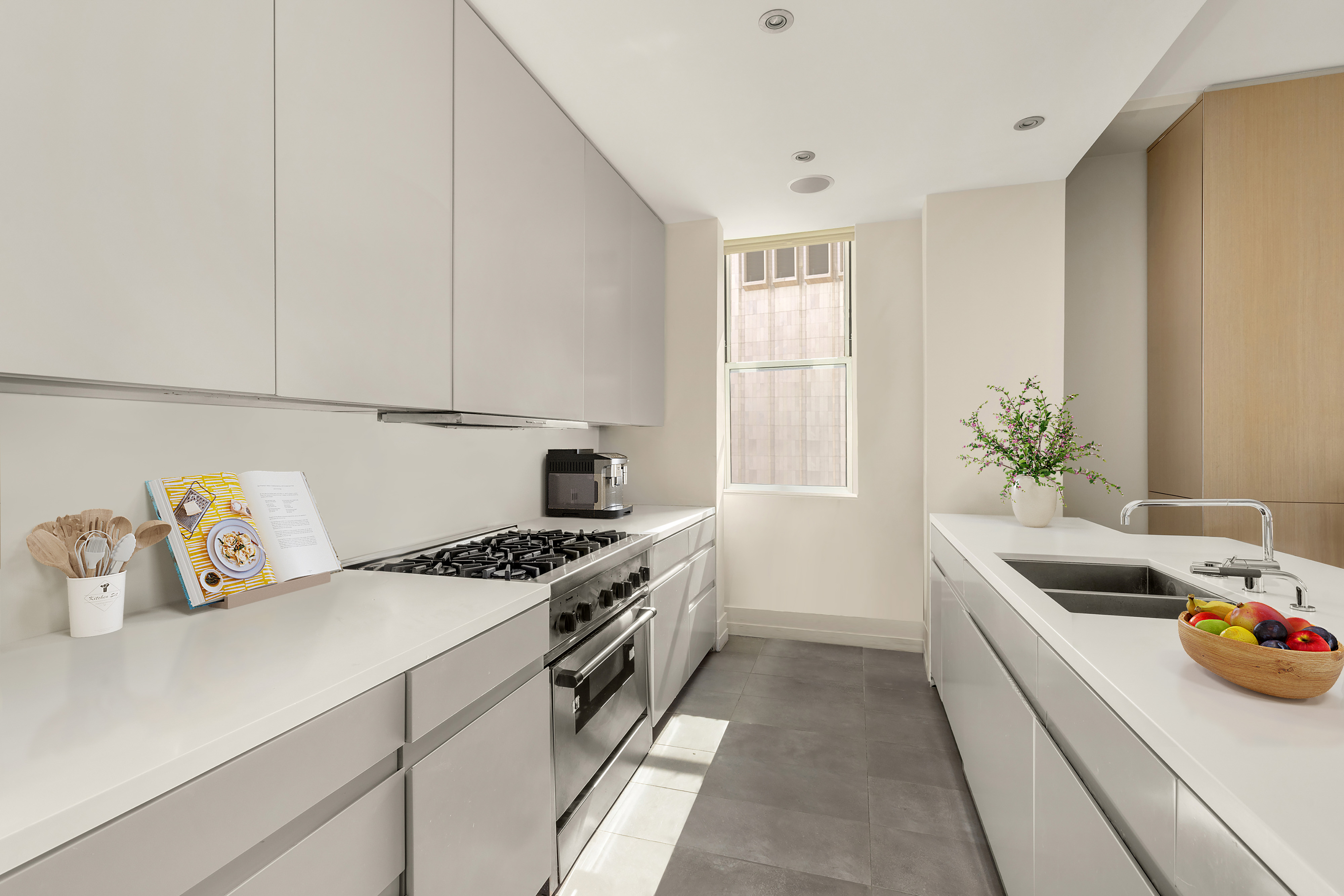 66 Leonard Street, Unit 10C Manhattan, NY 10013 - Photo 5 of 12
