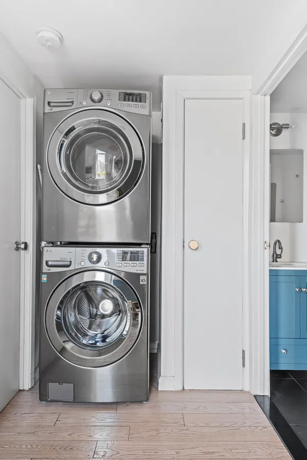 $10,000 | 55 Poplar Street, Unit 4K | Brooklyn Heights