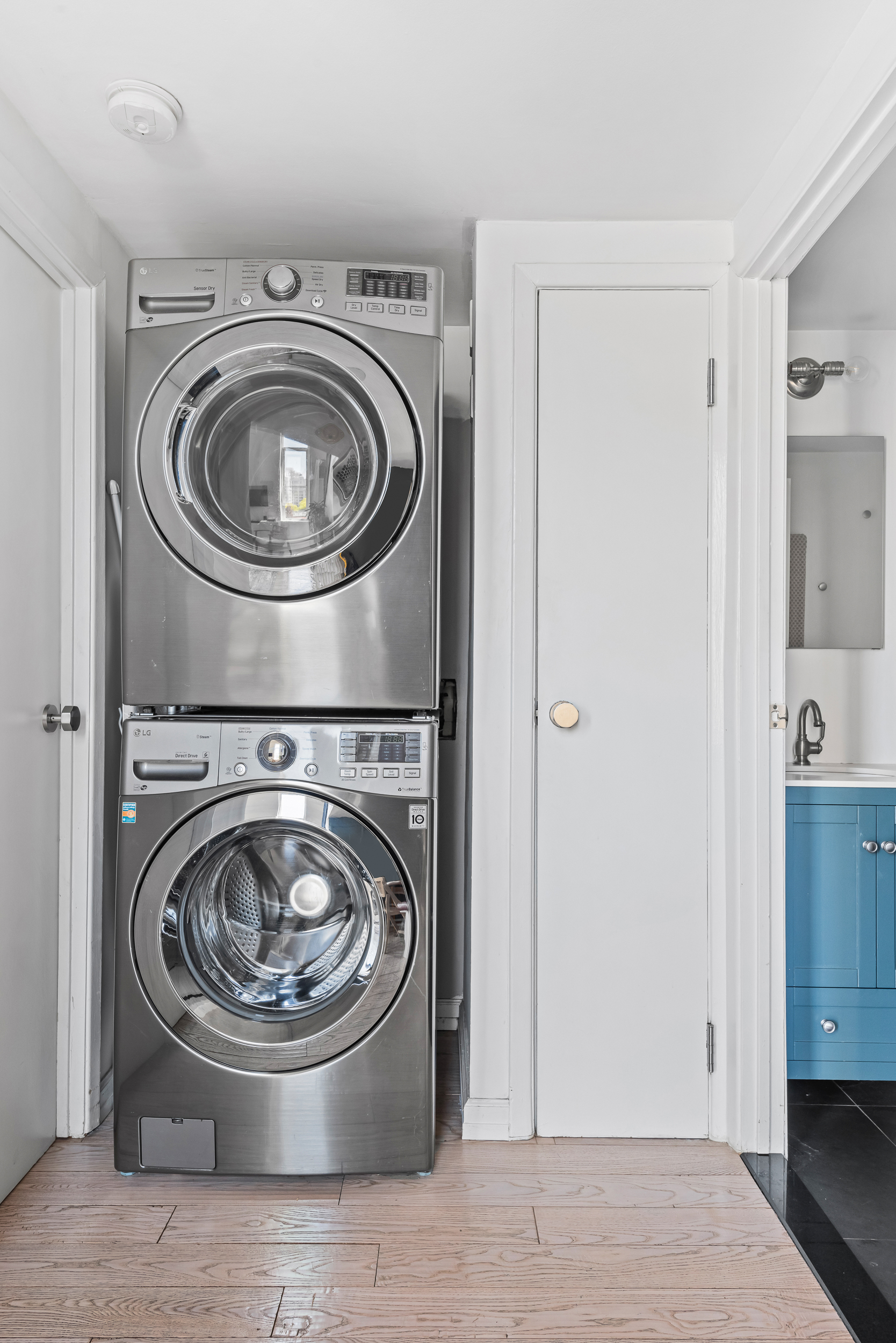 55 Poplar Street, Unit 4K Brooklyn, NY 11201 - Photo 10 of 15 a view of washer and dryer in a utility room