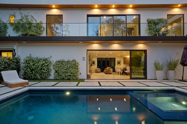 $4,100,000 | Laurel Canyon Road, Los Angeles, CA 90046