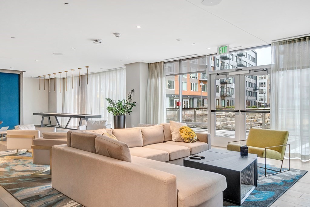 45 Lewis Street, Unit 406 Boston, MA 02128 - Photo 36 of 39