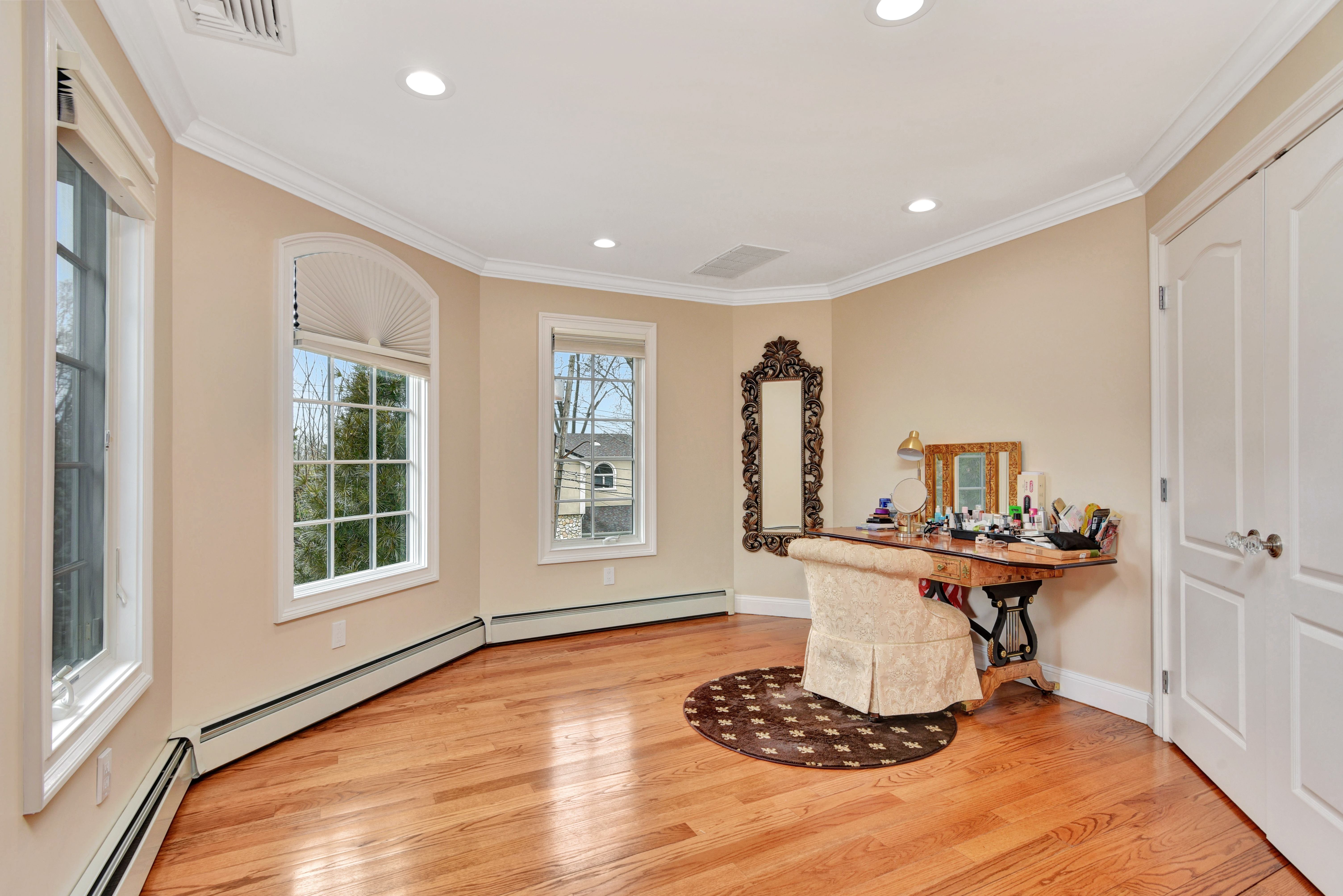 215 Lawrence Avenue Staten Island, NY 10310 - Photo 17 of 45 a view of a living room and a window