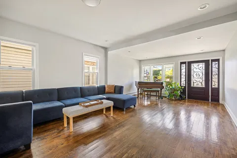 $860,000 | 3815 Glenwood Road | Farragut