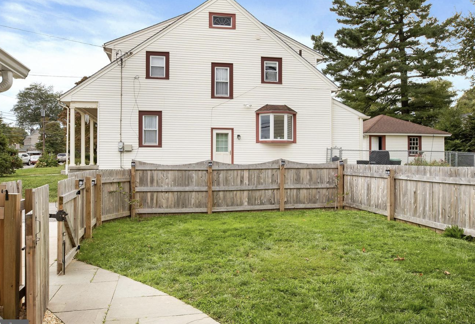 2902 Morris Road Ardmore, PA 19003 - Photo 5 of 8 Gallery Image 5