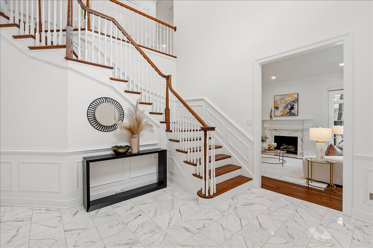 8413 Rapley Ridge Lane Potomac, MD 20854 - Photo 4 of 83