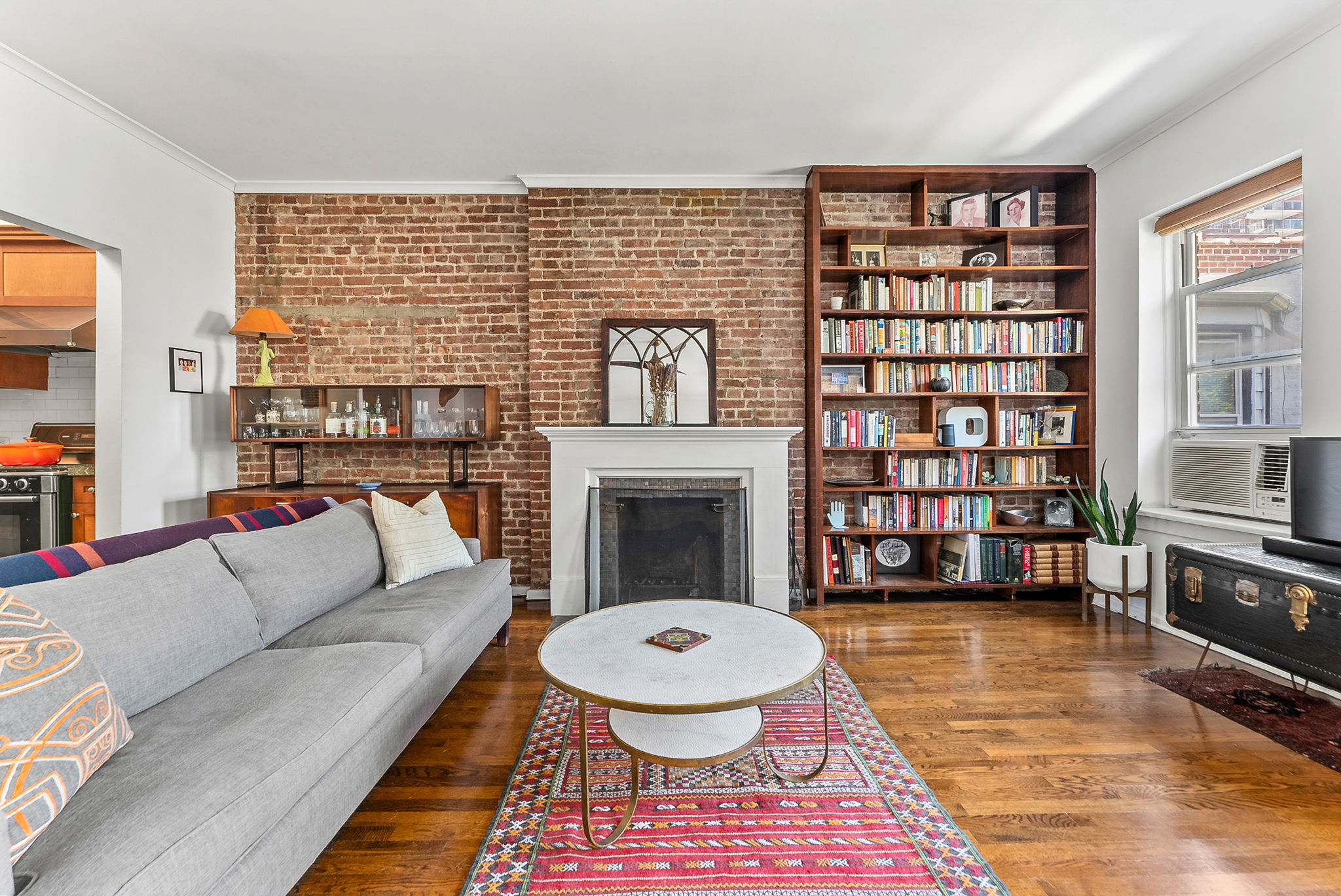 147 West 93rd Street, Unit 3 Manhattan, NY 10025 - Photo 2 of 10