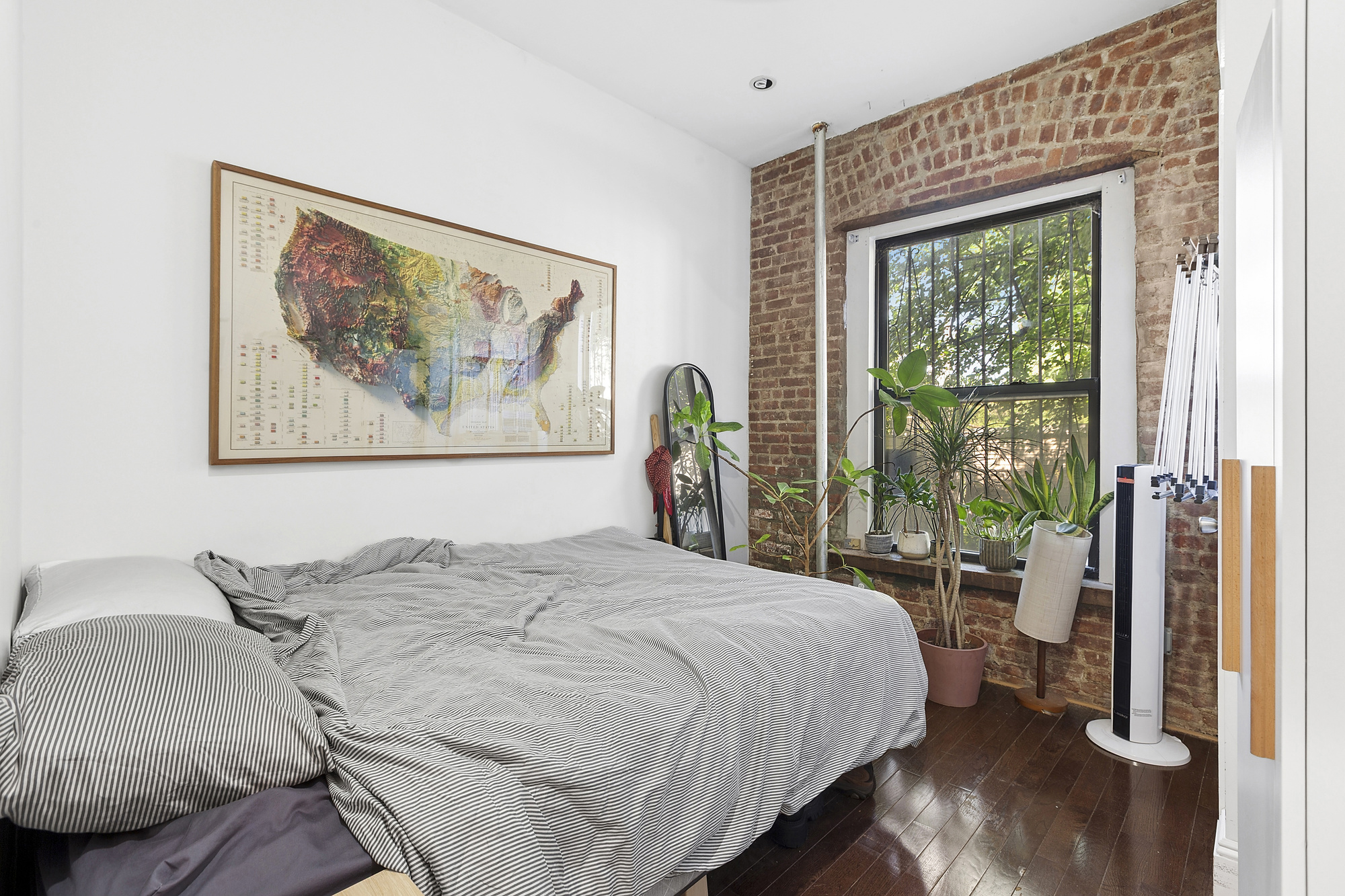 445 Rogers Avenue, Unit 1LR Brooklyn, NY 11225 - Photo 4 of 7