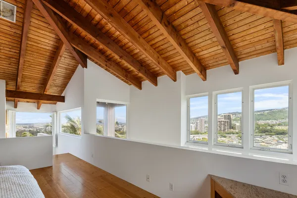 $1,500,000 | 8 Prospect Street, Honolulu, HI 96813