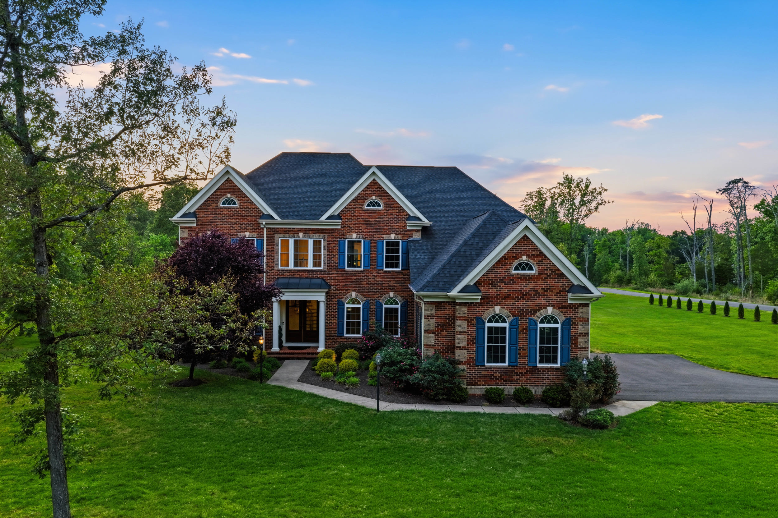 7306 Bull Run Centreville, VA 20121 - Photo 2 of 8