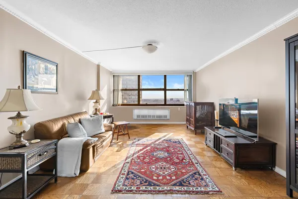 $435,000 | 7004 JFK Boulevard East, Unit 40G, Guttenberg, NJ 07093