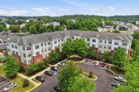 $277,854 | 14241 Kings Crossing Boulevard, Unit 411, Boyds, MD 20841