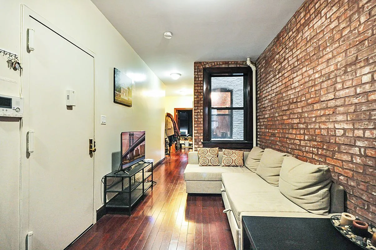424 Amsterdam Avenue, Unit 2S Manhattan, NY 10024 - Photo 2 of 11