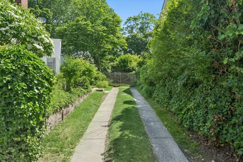 $3,500,000 | 175 Madison Street, Sag Harbor, NY 11963