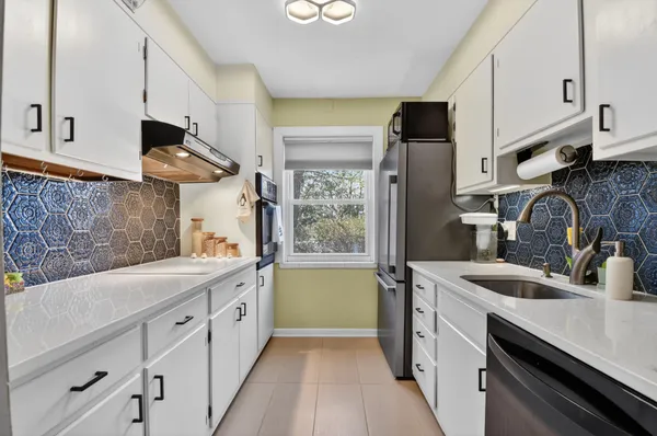 $869,000 | North Buchanan Street, Arlington, VA 22207