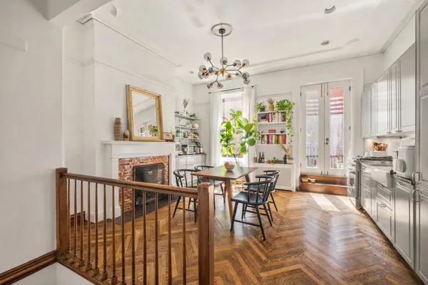 $2,495,000 | 94 Joralemon Street, Unit 2 | Brooklyn Heights