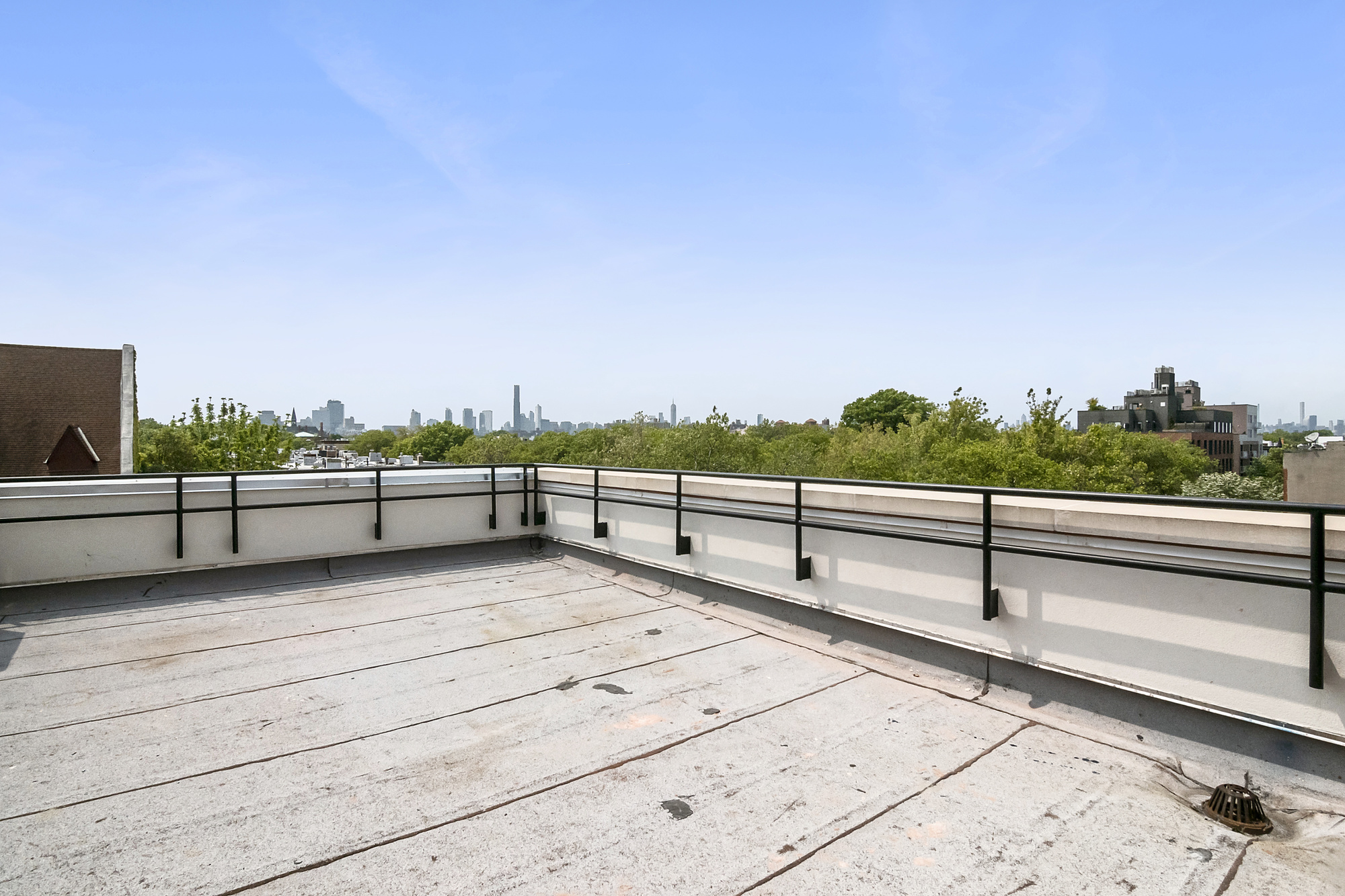 467 Tompkins Avenue, Unit 3A Brooklyn, NY 11216 - Photo 11 of 12 a view of a terrace