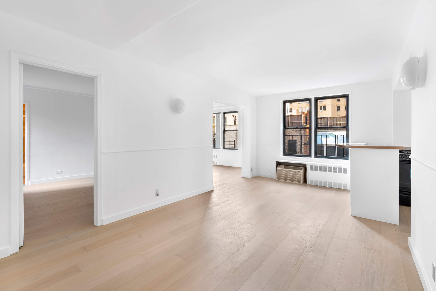 342 East 53rd Street, Unit 6EF Manhattan, NY 10022 - Photo 2 of 12