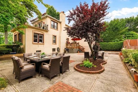 $1,570,000 | 15 Allendale Road | Grasmere