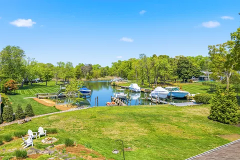$1,999,900 | 3712 Gateshead Drive, Annapolis, MD 21403