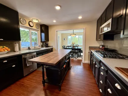 $1,695,000 | 722 Sutro Avenue, Novato, CA 94947