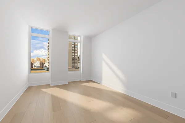 $4,495,000 | 1059 3rd Avenue, Unit 21B | Lenox Hill