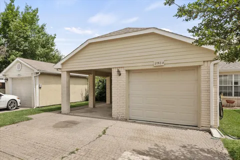 $255,000 | 2504 Brook Hollow Court, Mesquite, TX 75150
