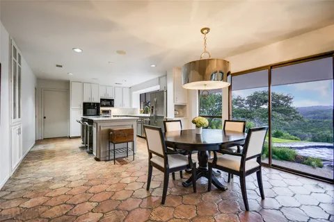 $5,500,000 | 2200 Cerca Viejo Way, Austin, TX 78746